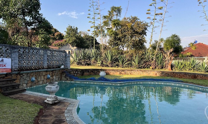 Mutare Apartment | Mutare Manor : The Upstairs - 2307
