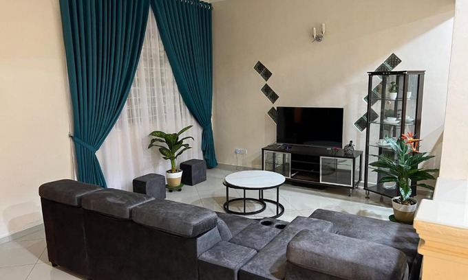 Merlimau House | Mutiara Villa Homestay - Comfort Away From Home