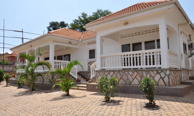 Muyenga House | Muyenga Vacation Home – Deluxe Apartment