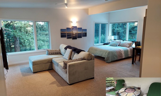 Mill Valley House | MV Homebase: Walk to downtown/Mt Tam. Close to Muir Woods/SF