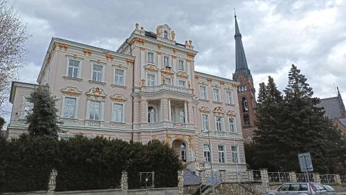 Teplice Apartment | MVA House Teplice, Šanovský park
