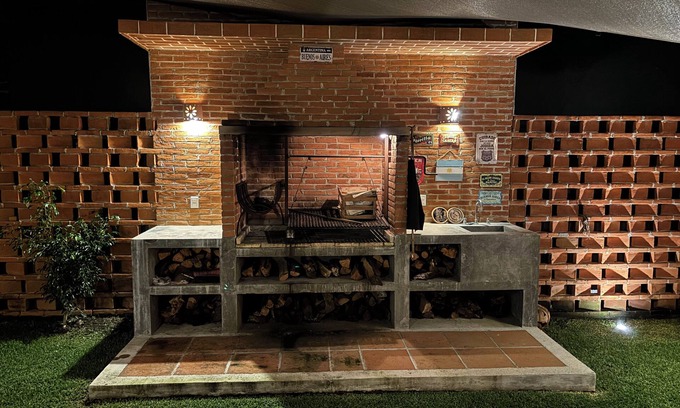 Lomas de Cocoyoc Ski Chalet | Casa en Lomas de Cocoyoc, Alberca, Pet friendly.