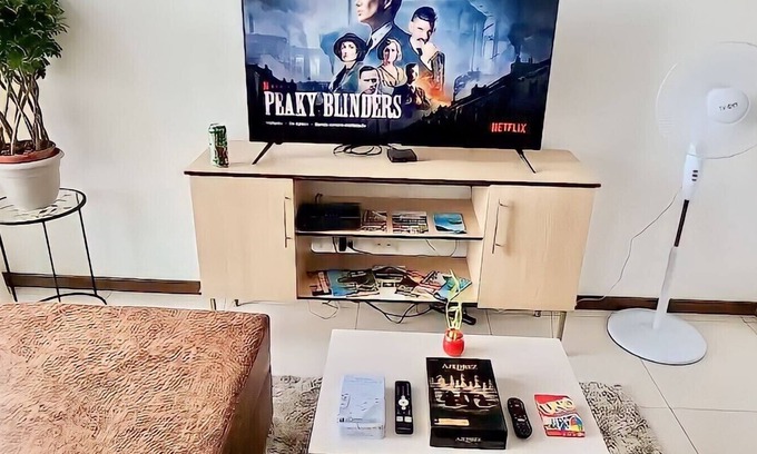 San Jose Apartment | My Condo Retreat! Family-sized, Pool View with balcony!