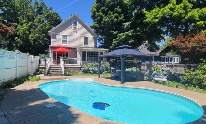 Danbury House | My favorite place!