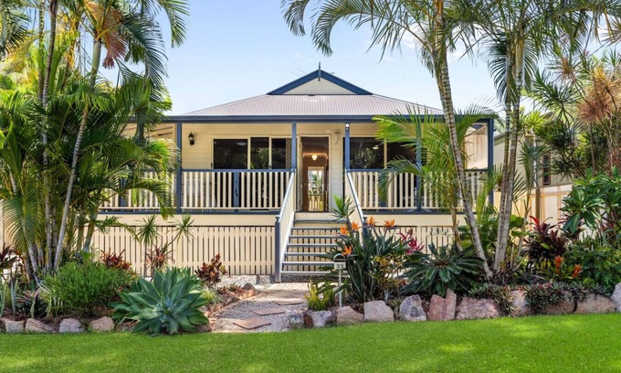 Brisbane Waterfront House | My Island Home at Coochie