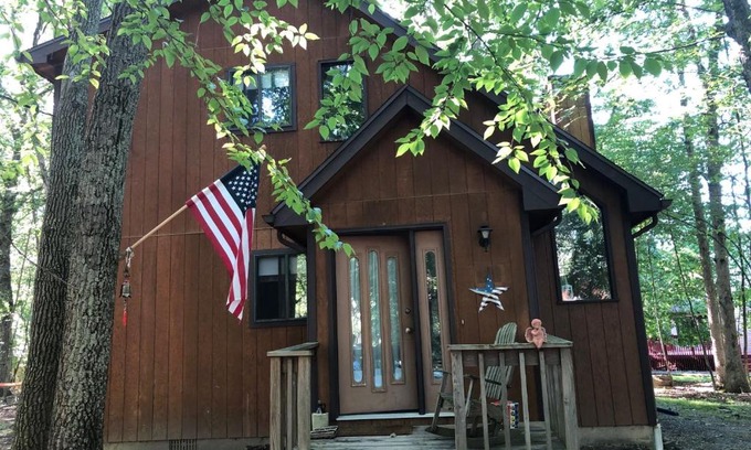 East Stroudsburg House | My Little Flagship Cabin