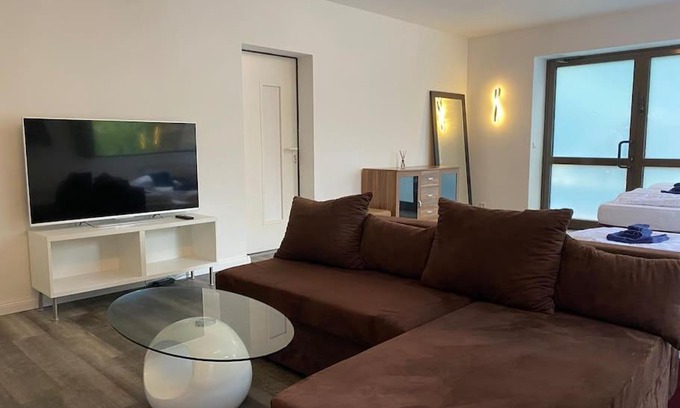 Wilstorf Apartment | My Loft by Esen Hamburg Netflix, Parkplatz, Terasse