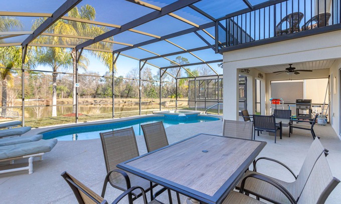 Thousand Oaks House | My Palms Sway in Davenport — Water views pool home 5 bedrooms