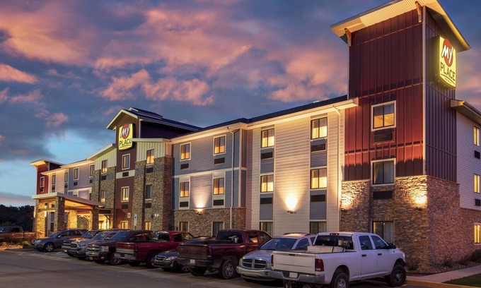 Monaca Hotel | My Place Hotel - Pittsburgh North/Monaca, PA