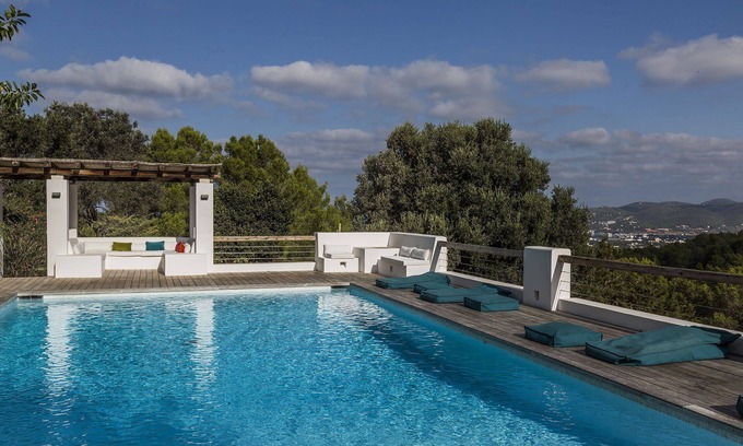 Sant Agusti des Vedra Villa | My Rental Homes - Villa Mercedes wtih private pool and aoutdoor dining area
