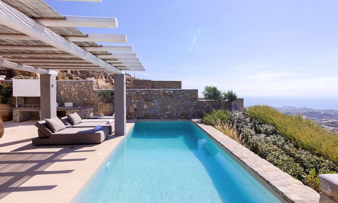 Plintri Villa | My Rental Homes - Villa Blue Moon, with pool with Jacuzzi and panoramic view