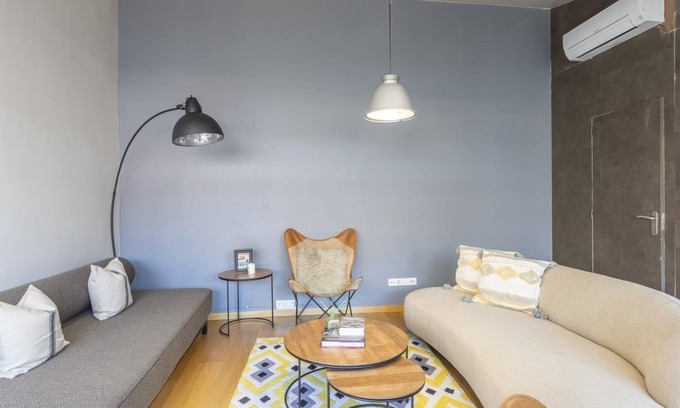Sant Gervasi – la Bonanova Apartment | My Space Barcelona Penthouse in Bonanova with Private Terrace for 6