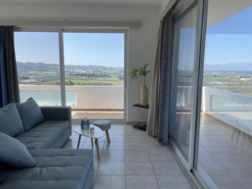 Dikaio Apartment | My Star