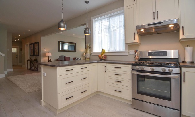 Comox House | My Time Getaway - All Year Destination, Skiing, Fishing, Golfing and Lots More!