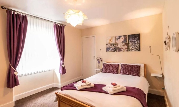 Glenisla Apartment | Mycosy Lorimer 17, 1 BR Apartment, Great Location - Dundee
