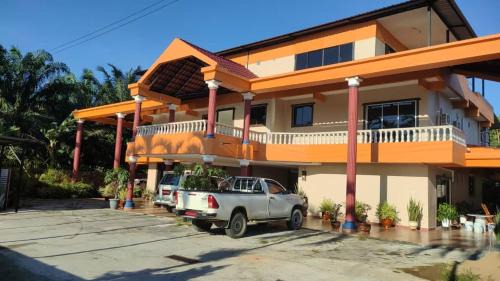 Lahad Datu House | Myoldhouse