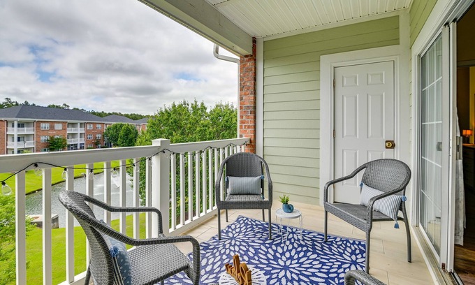 Socastee Condo | Myrtle Beach Condo w/Large Balcony & Pool Access