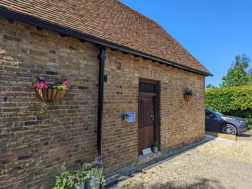 Hernhill House | Myrtle Stables - converted, self-contained, countryside