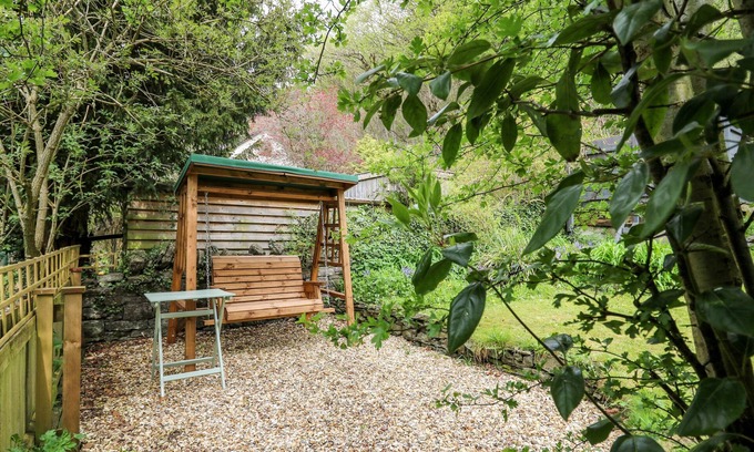 Knighton Cottage | Myrtle Villa