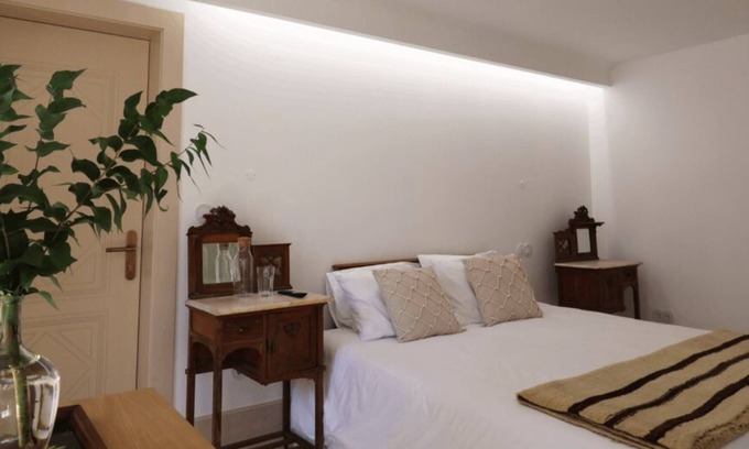 Penafiel House | MyStay - Casa Matriz Séc. XVI | Double or Twin w/Kitchen