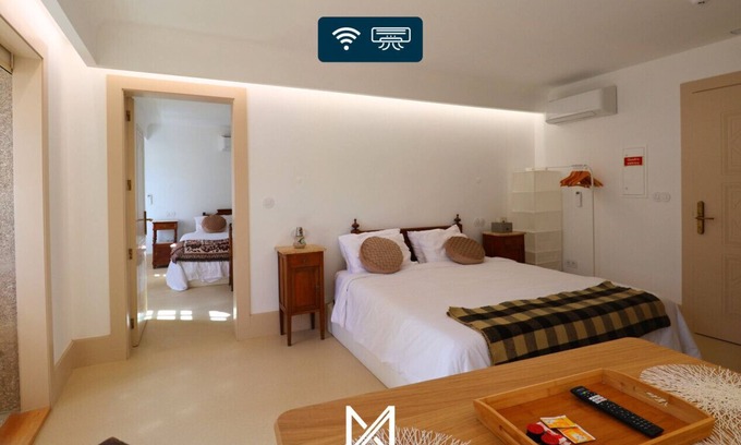 Penafiel House | MyStay - Casa Matriz Séc. XVI | Two Bedroom Suite