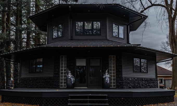 Lincoln House | Mysterious Black Lincoln, IL Octagon Goth House