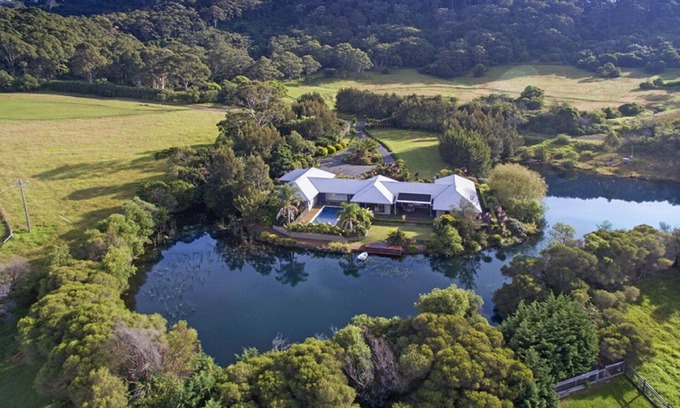 Coolangatta House | Mystique Country House-Stunning! Lower rates & 3 for 2 days booking in winter.