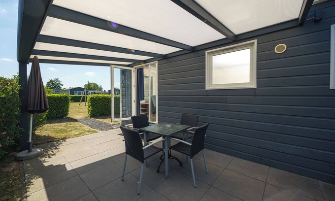 Lathum House | n/a
