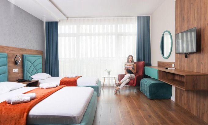 Dushanovë Hotel | Nafron Hotel