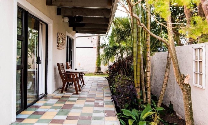 Nahoon House | Nahoon Mouth Guest House