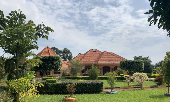 Masindi House | Naju Home Stay