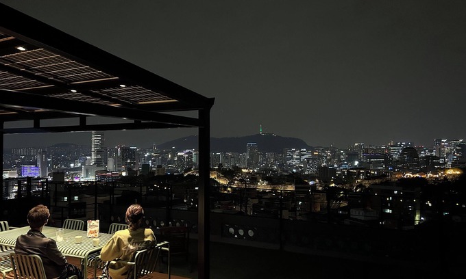 Changsin-dong House | Naksan Balcony
