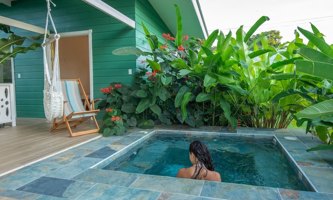 Cahuita House | Namaitamí Beautiful Home few steps to Cahuita National Park