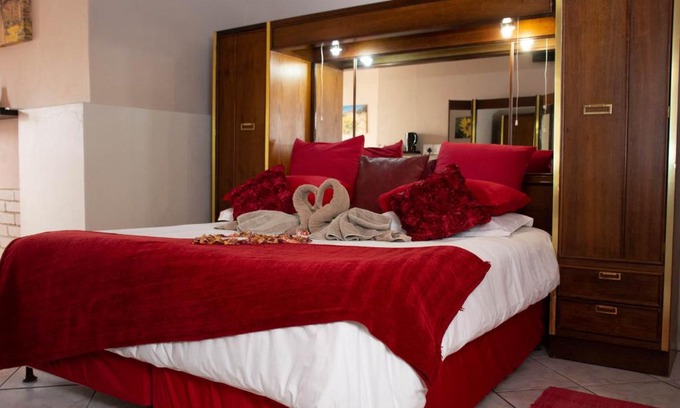 Vanrhynsdorp Cabin | Namaqua Lodge