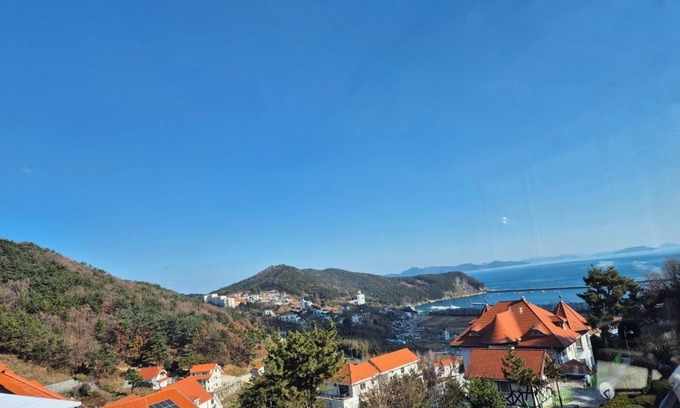 Mulgol Apartment | Namhae German Village Johannes