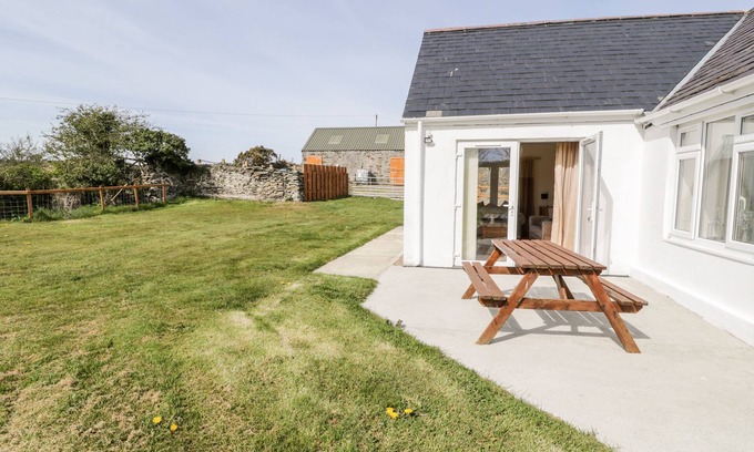 Cylch-Y-Garn Cottage | Nant y Gof