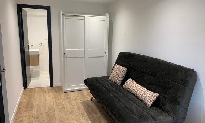 Parc-Nord House | Nanterre Room