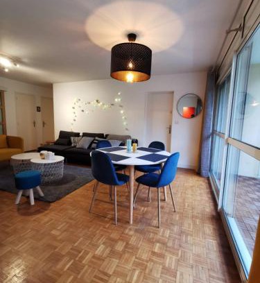 Eraudiere-Renaudiere Apartment | Nantes RENAUDIERE - Proche Parc Expo Stade Beaujoire - Wifi - Parking - Tramway bus