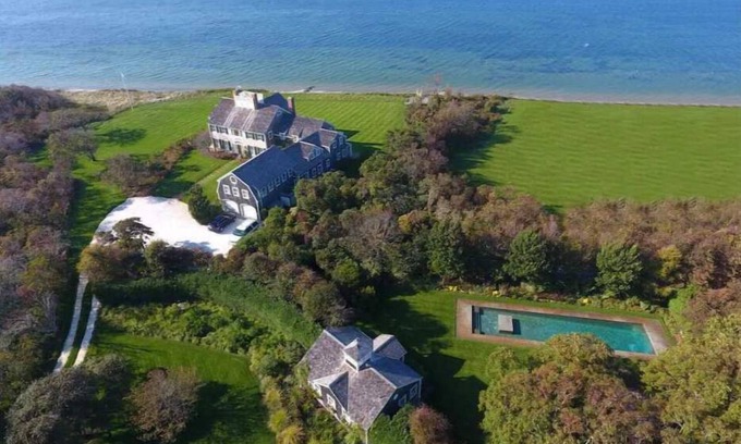 Nantucket House | Nantucket Harbor Waterfront Magnificent Estate!