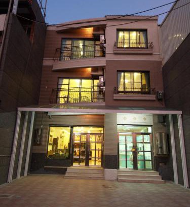 South Beach House | Nanwan Jiahewu Inn