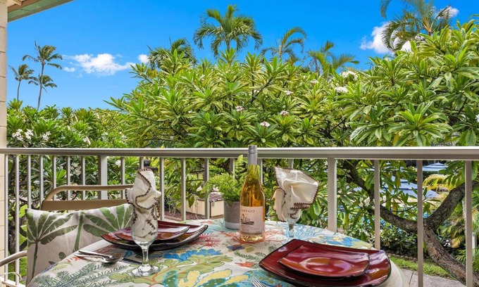 Napili Apartment | Napili Shores D227 · NS D227 OceanFront Resort w Pool