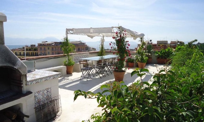 Chiaia Apartment | Naples Mergellina with charm