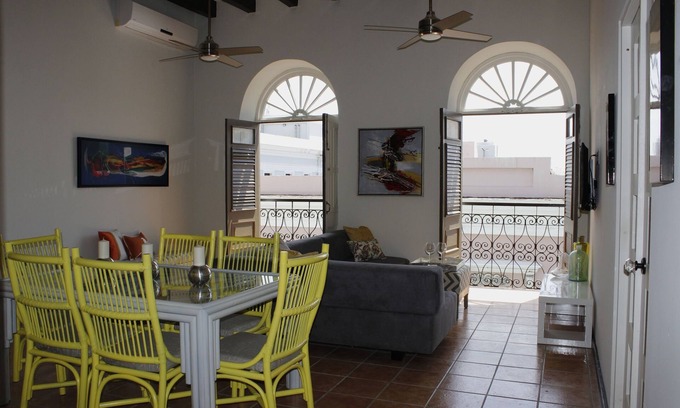 Catedral Apartment | Naranja Dulce- Beautiful and cozy apartment in the heart of the Colonial City.