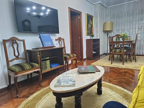 Las Campas y San Claudio Apartment | Naranjo de Bulnes 2 'El Folgar'