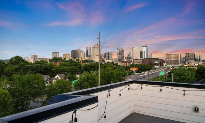 Hope Gardens House | Nashville Haven – Gorgeous Skyline Views