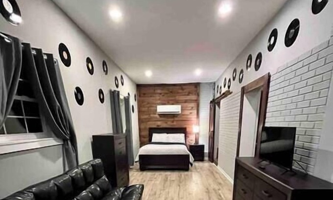 Nashville House | Nashville Studio Suite!