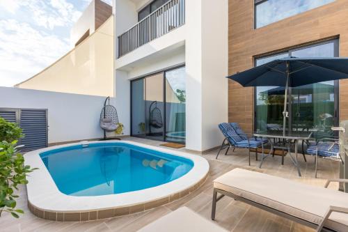 Mina Al Arab Villa | Nasma Luxury Stays - Luxury Seaside Villa with Private Pool By The Sea
