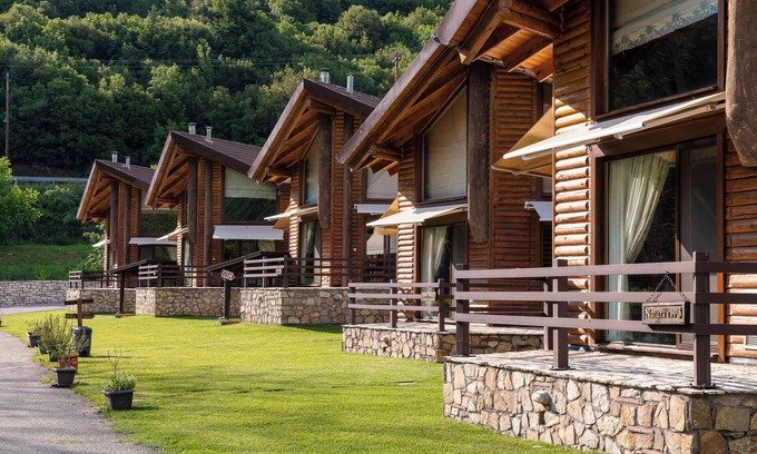 Kakoulioureika Ski Chalet | Natura Chalets