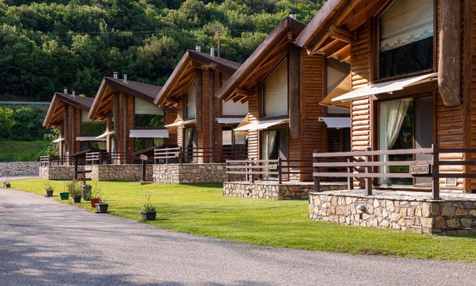Kakoulioureika Ski Chalet | Natura Chalets