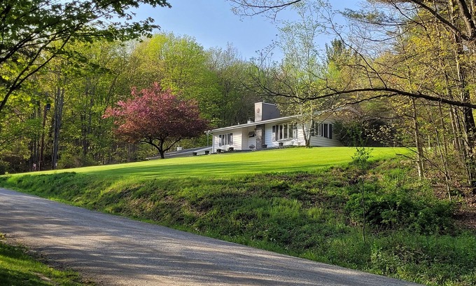 Beaver Dams House | Natural Wonderland Hiking and Waterfalls in FLX